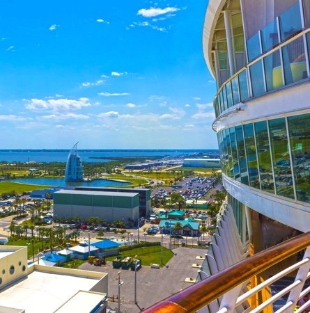orange-cruise-transportation-luxury Port Canaveral FL