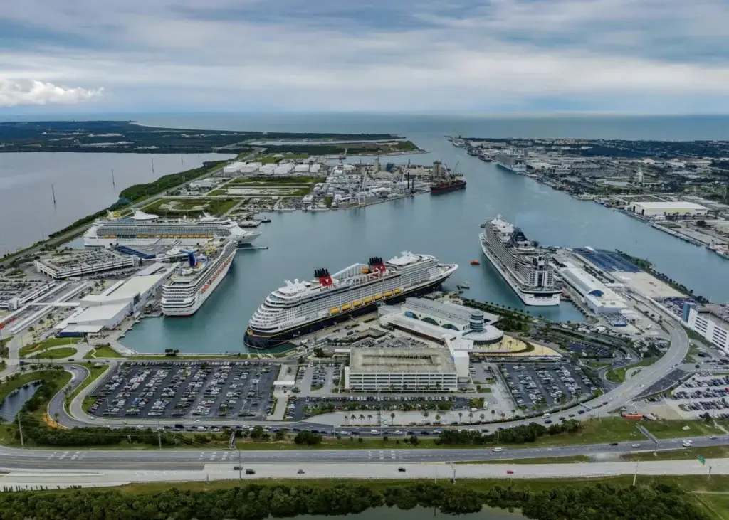 port-canaveral-cruise-ships
